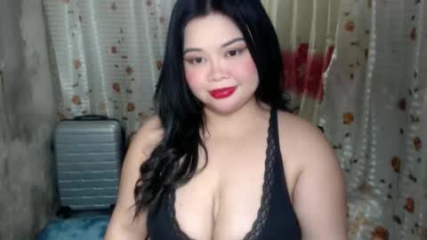 MAE online show from April 28, 6:12 pm