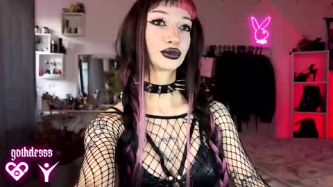    online show from March 15, 4:14 am