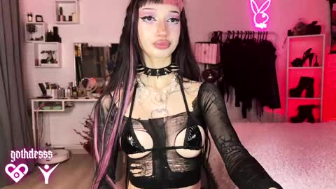    online show from March 23, 1:23 am