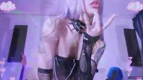        online show from August 5, 4:52 am