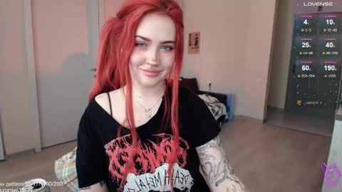 traumfrau Kira angel face devil eyes I SELL A LOT VIDEO IN GALLERY online show from May 5, 12:19 pm