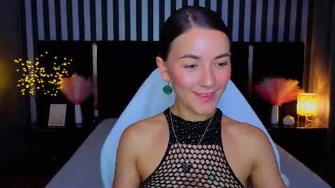 gracefulmichelle online show from June 22, 7:11 pm