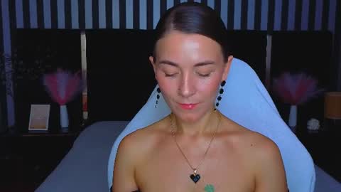 gracefulmichelle online show from June 20, 7:50 pm