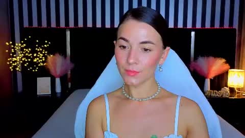 gracefulmichelle online show from June 27, 7:42 pm