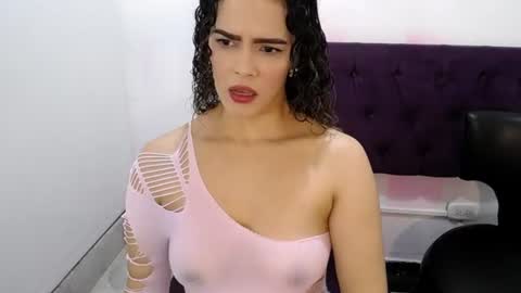 greatass_latina online show from August 3, 11:49 am