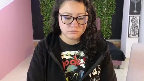 Vanessa online show from February 9, 10:09 am