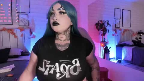   online show from October 21, 7:18 pm