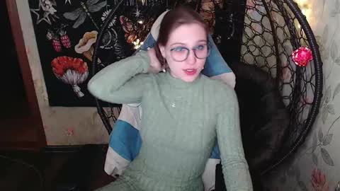 Lina online show from May 3, 1:03 pm