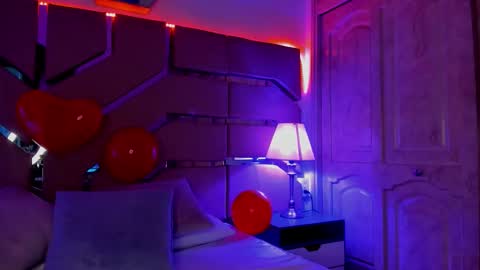 greidy_baker online show from February 19, 3:06 am