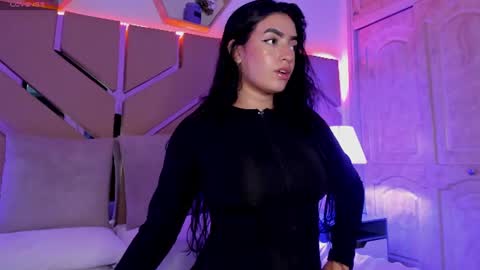 greidy_baker online show from June 11, 3:14 am