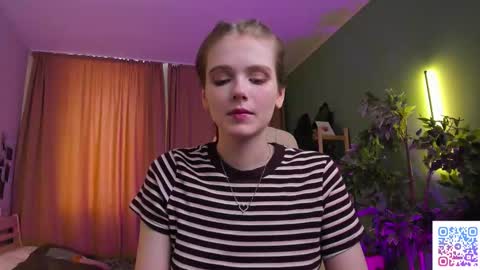 gretchen_mol online show from March 14, 7:42 am