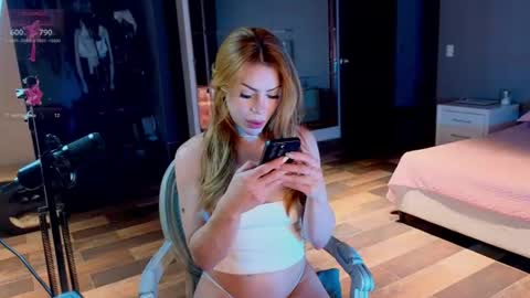 Greyslopez online show from July 6, 11:40 pm