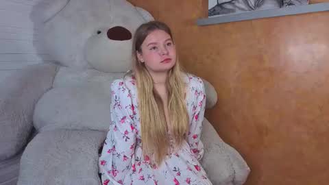 Cidny online show from November 17, 7:09 am