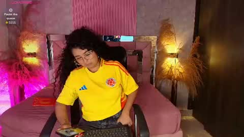    online show from June 17, 9:49 pm