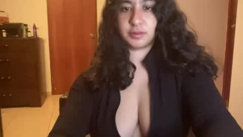 guatericankitty859 online show from November 20, 5:41 am