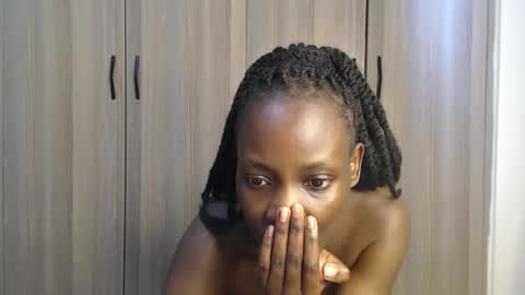 Miss Incredible online show from October 16, 1:58 pm