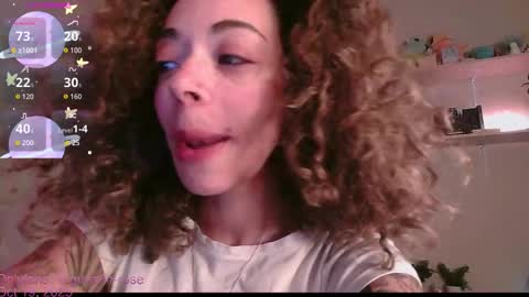 Kylie online show from October 19, 4:09 pm