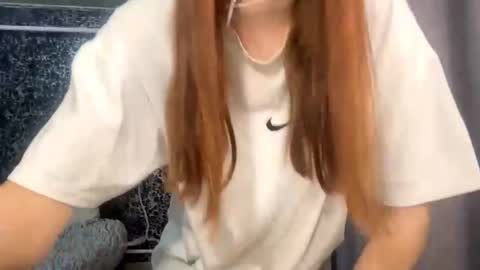Snapshot of gwenmestayer chatting on October 8, 11:20 pm Gwen online show from October 8, 11:20 pm