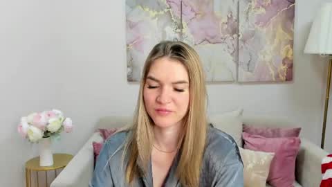 gwensmitt online show from June 21, 10:36 pm