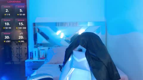 gyal_8_ online show from October 28, 3:23 am