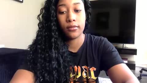 gyalxoxo online show from March 25, 7:50 pm