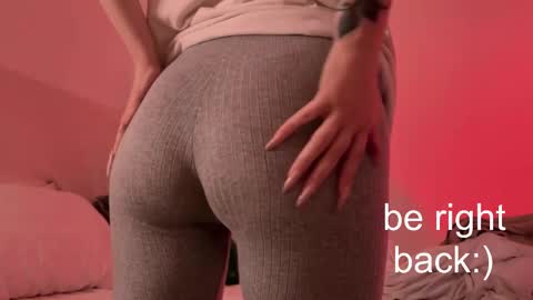 Lana online show from February 16, 7:05 pm