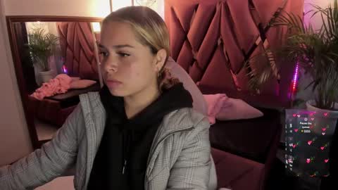 Haely online show from February 13, 11:28 am