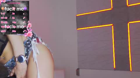 HaileyPeach online show from July 5, 3:35 am