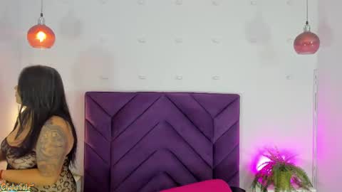Hailey online show from July 21, 11:44 am