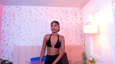 Halley Lorens online show from July 2, 6:36 pm