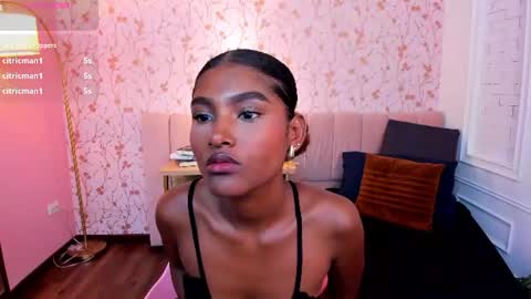 Halley Lorens online show from July 15, 7:29 pm