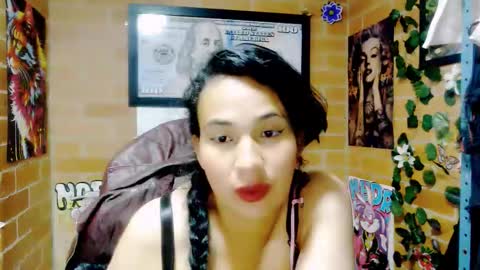 Snapshot of han_deus chatting on October 2, 3:22 am HANMy Dears make sure to follow me here create a FREE account if you dont have one and chat thank you. online show from October 2, 3:22 am
