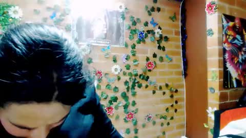 Snapshot of han_deus chatting on September 23, 11:47 pm HANMy Dears make sure to follow me here create a FREE account if you dont have one and chat thank you. online show from September 23, 11:47 pm