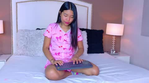 Hanna online show from May 5, 9:29 pm