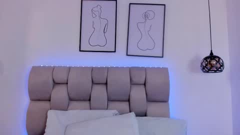 hanna__evans_ online show from November 28, 12:19 pm