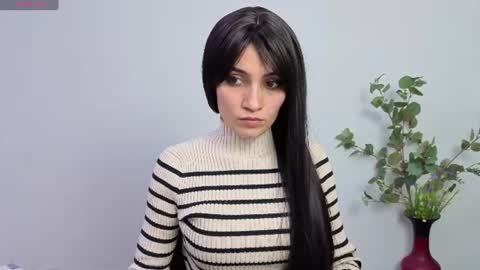 Sara online show from June 17, 3:46 pm