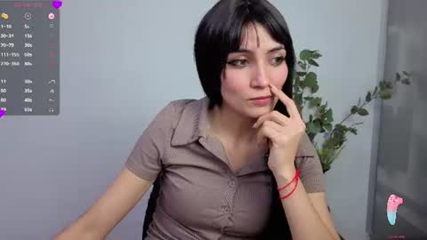 Sara online show from July 6, 6:10 pm