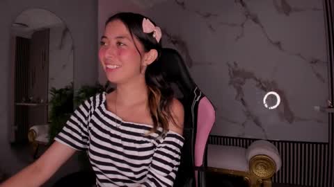 Hanna online show from November 26, 7:04 pm