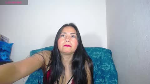 Snapshot of hanna_girl21 chatting on January 16, 5:53 am HANNA online show from January 16, 5:53 am
