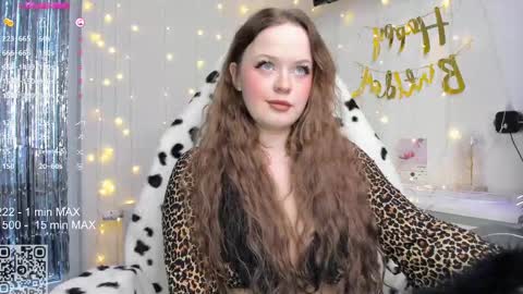 Snapshot of hanna_montanas chatting on February 7, 2:04 pm hanna montanas online show from February 7, 2:04 pm