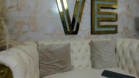 EVA online show from April 30, 3:01 am