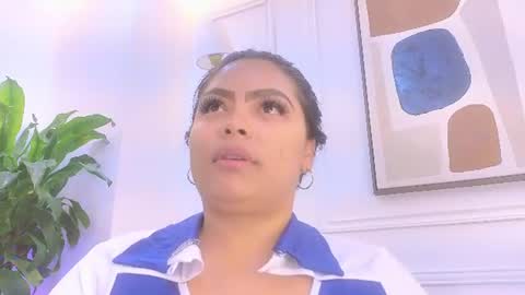 HANNA SOFIA online show from August 4, 10:54 am