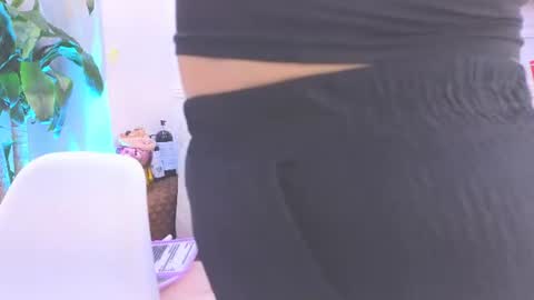 HANNA SOFIA online show from June 26, 10:49 am