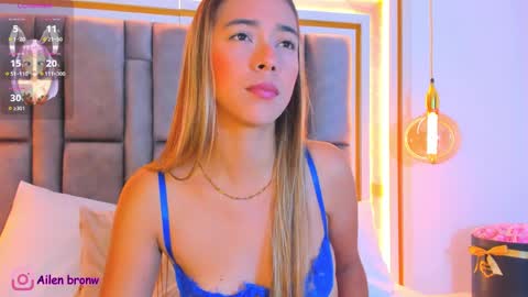 Eliana online show from October 22, 9:42 pm