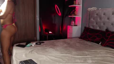 Hanna online show from March 8, 11:39 pm