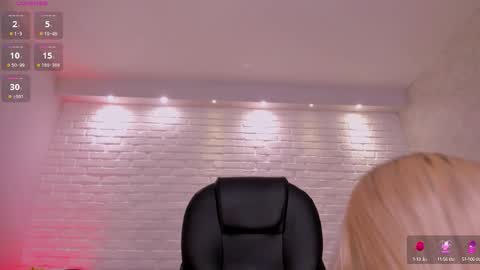  Hanna Connor  online show from September 20, 10:30 pm