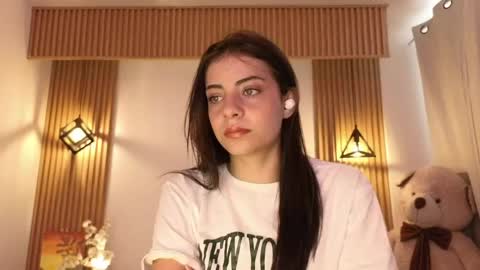 hannacruzsj online show from May 6, 3:49 pm
