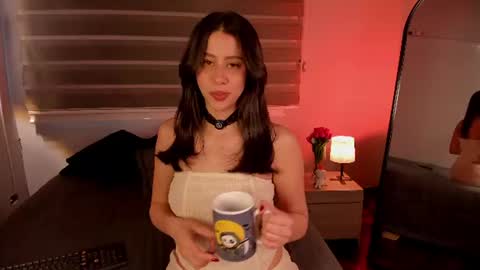 Hannah online show from July 8, 9:17 pm