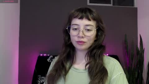 HannahHexx online show from April 1, 3:07 am