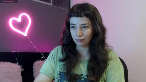 HannahHexx online show from May 2, 3:32 am